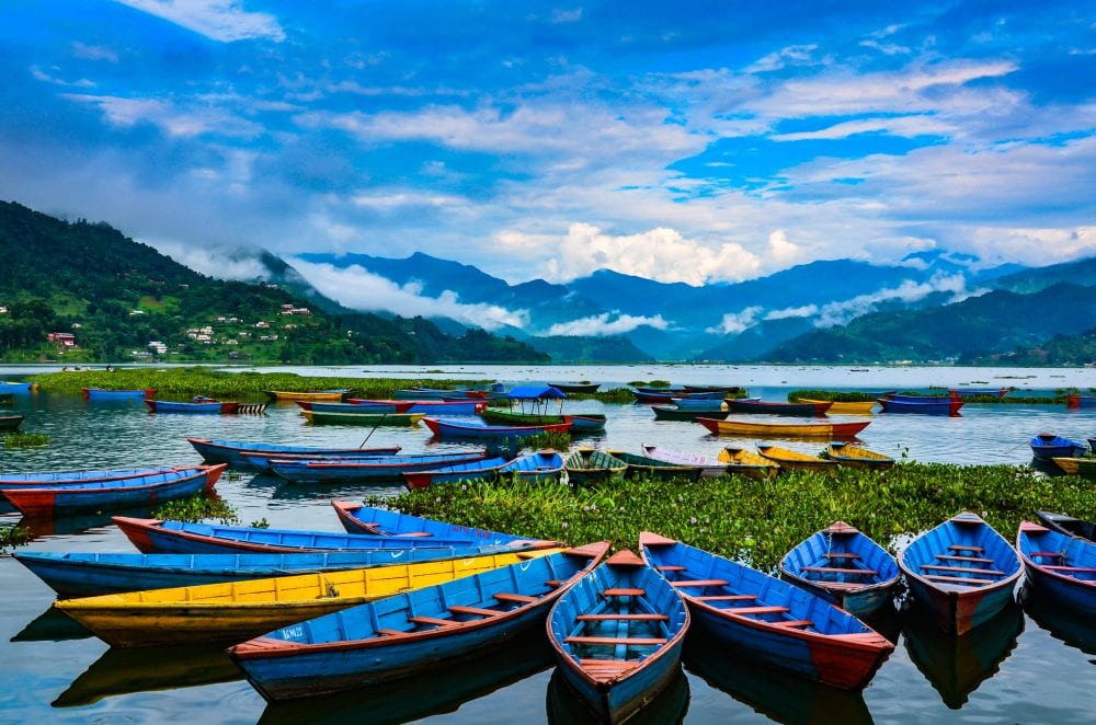Der malerische Phewa See in Pokhara, Nepal - Kombinationsreise Indien & Nepal Der malerische Phewa See in Pokhara, Nepal - Kombinationsreise Indien & Nepal